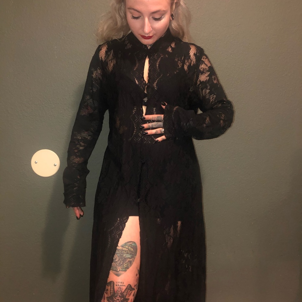 Lace maxi/goth style